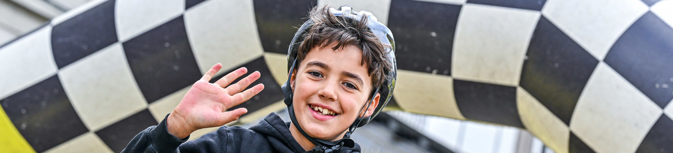 Kids Kinderen Fietsen Cycling Vlaanderen Jeugd Recreatief Breedtesport Start 2025 WK Ronse U10 U12 (8)